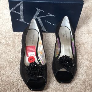 Anne Klein I flex heels